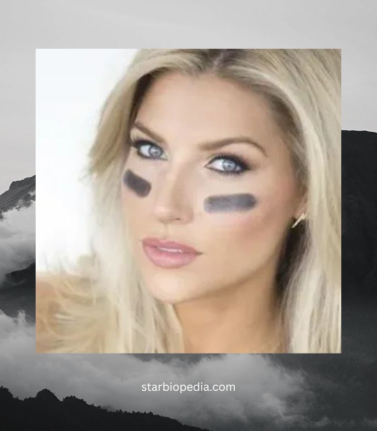 Melanie Collins CBS Sports Star's Earnings